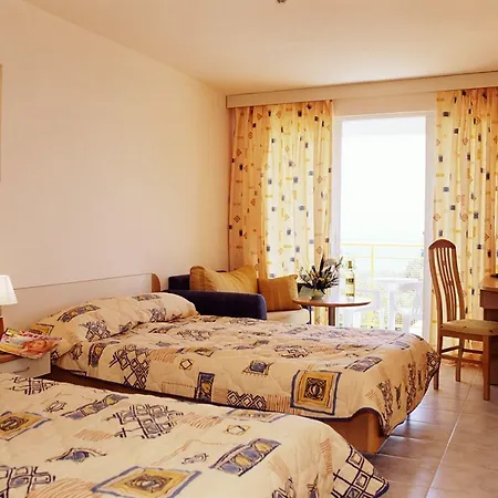 Orhidea البينا